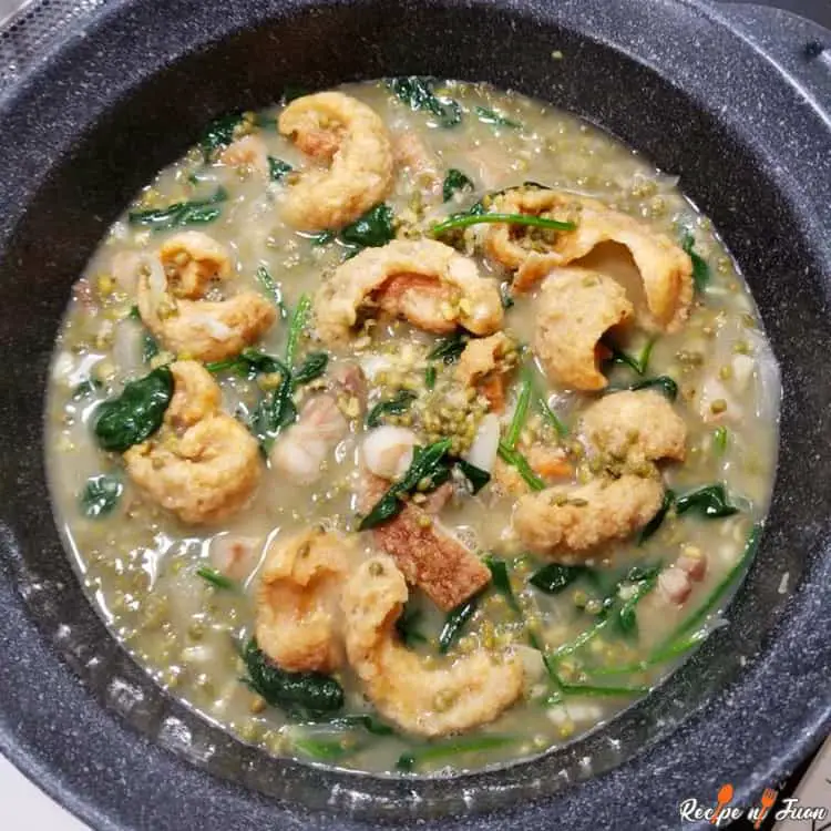 Receta de Ginisang Munggo con pequeños camarones hipon