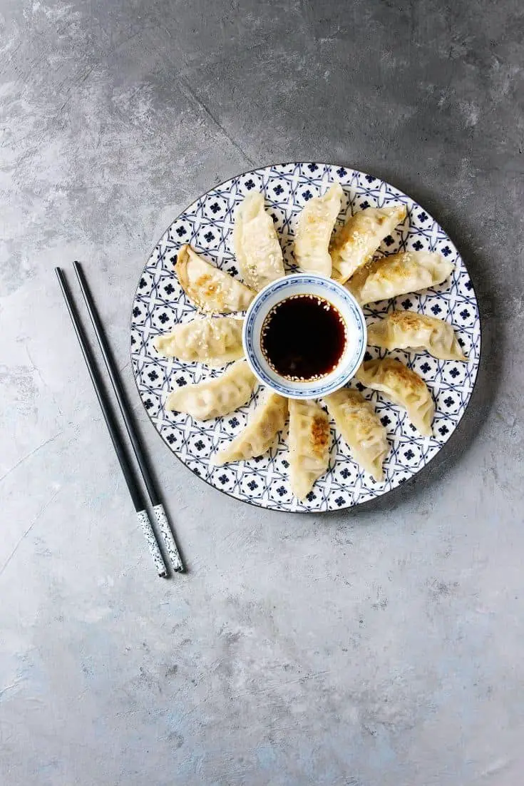 Bolinhos japoneses Gyoza