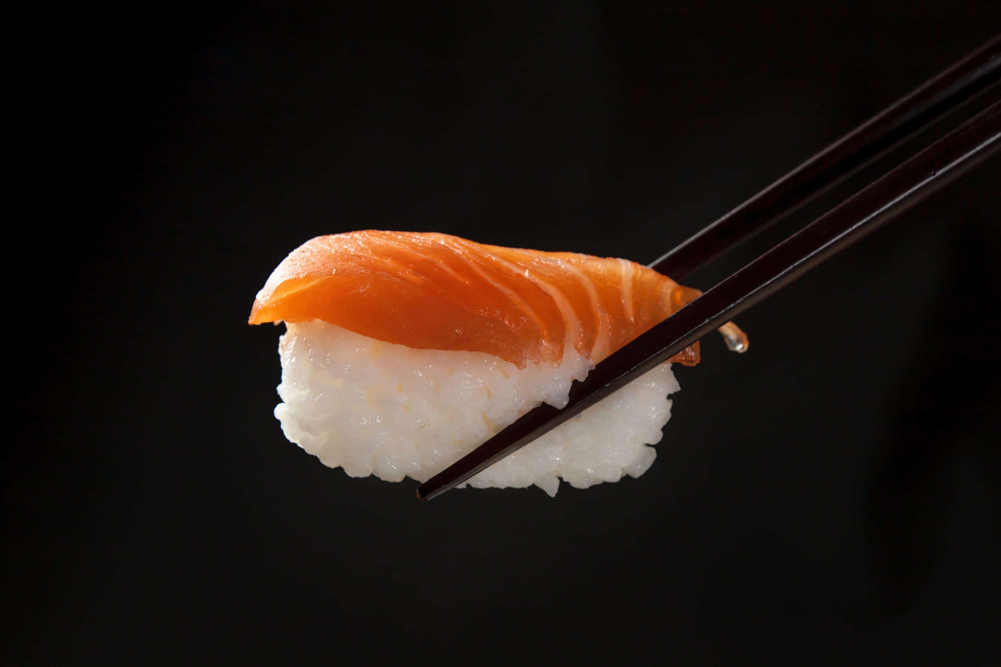 sushi en fotografía de enfoque