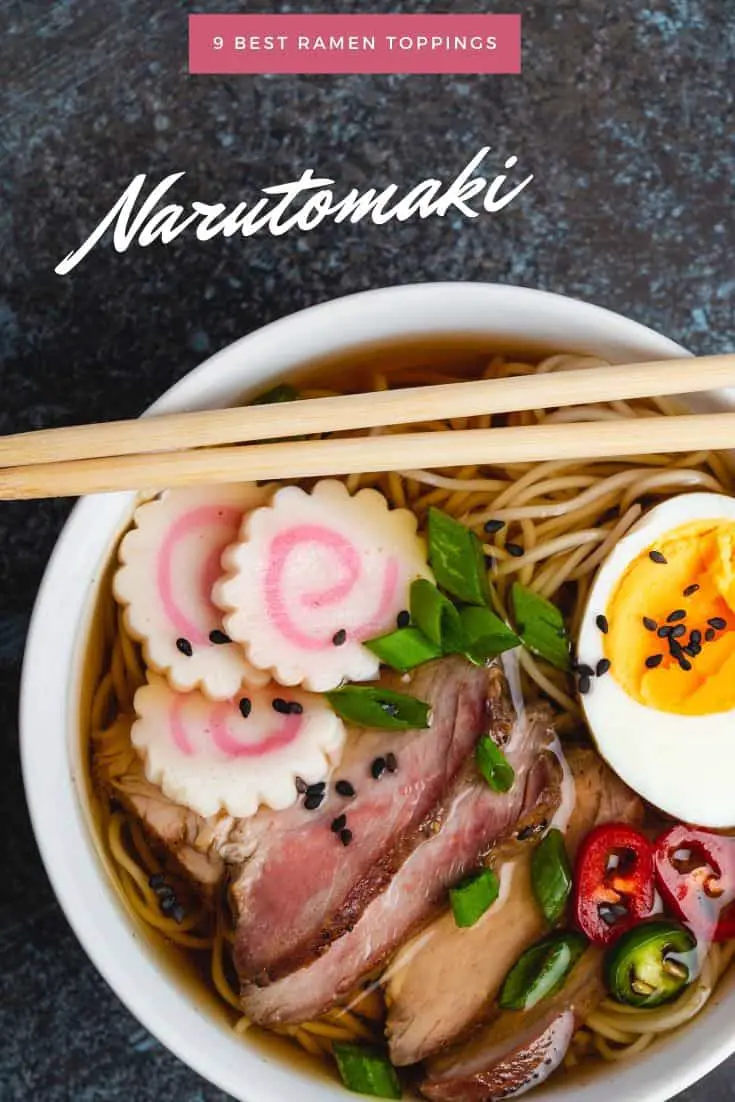 Tortas de pescado narutomaki o kamaboko