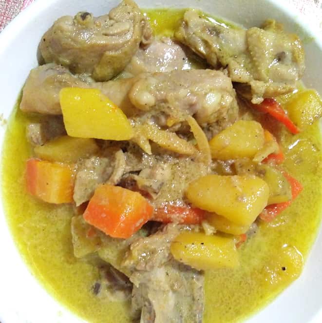 Bowl of Pinoy Chicken Curry