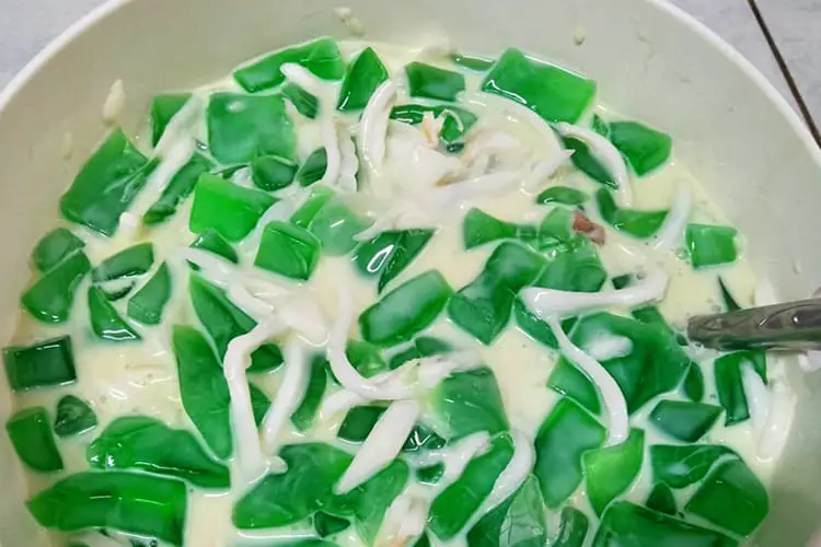 Recipe ea Salad ea Buko Pandan