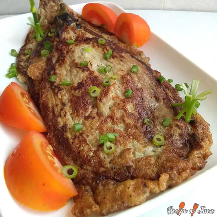 Ei Omelet Tortang talong op in plaat