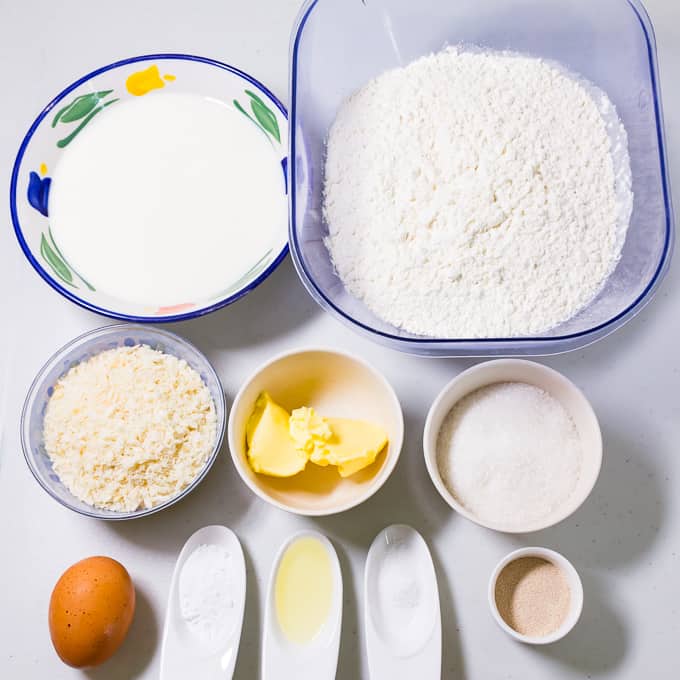 Filipino Pandesal bread Ingredients