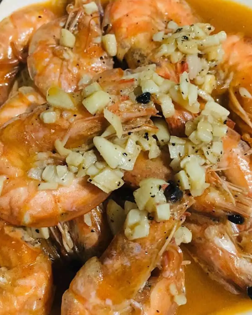 Tafarnuwa Ganyen Shrimp Recipe