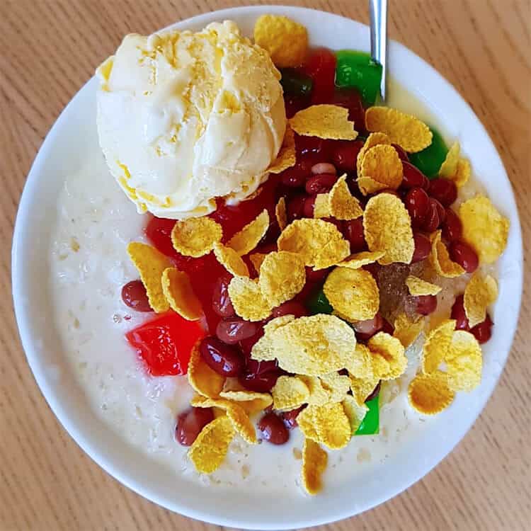 Halo-Halo with cereal