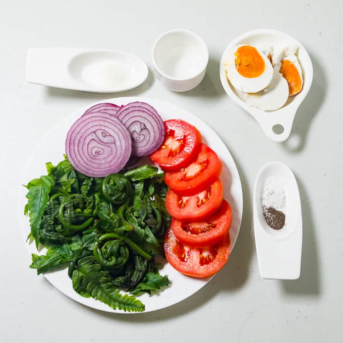 Ingredientes da salada Pako
