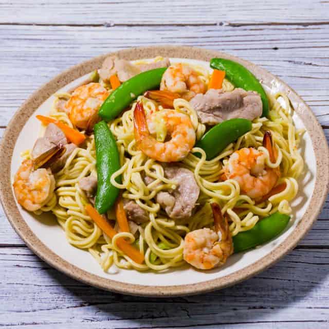 Easy & delicious Filipino Pancit Canton Recipe: pork & shrimp