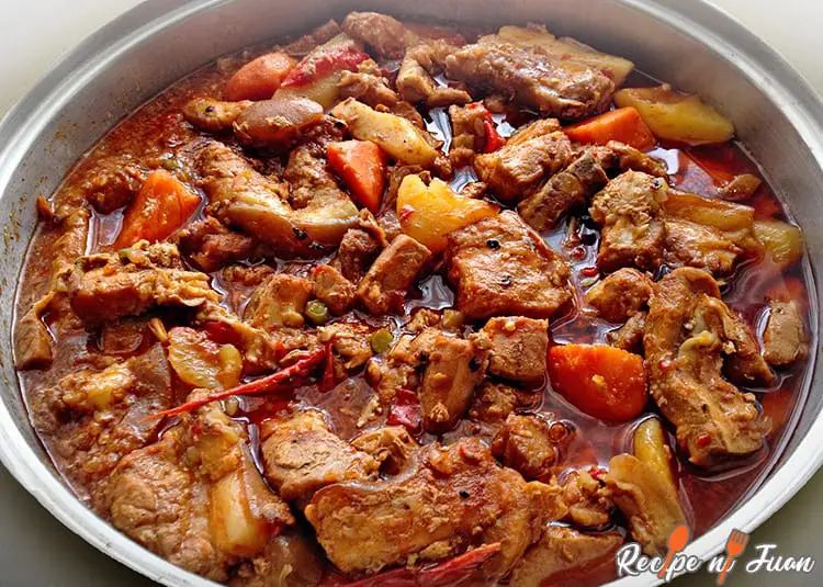 Pork Kaldereta Recipe (Kalderetang Baboy)