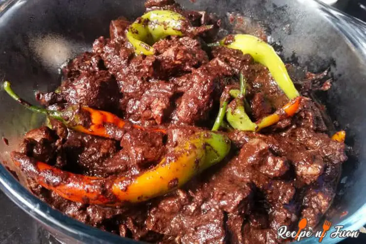 Receta de cerdo Dinuguan