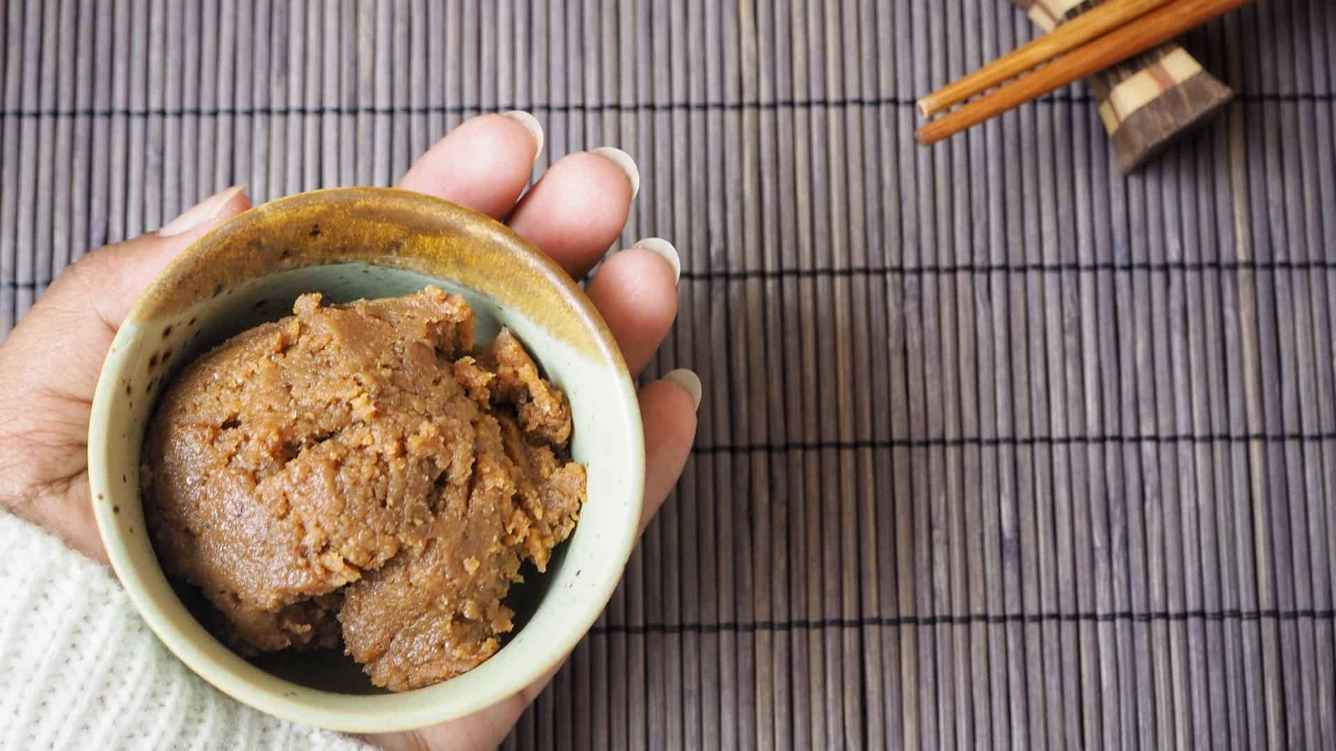 L-aħjar miso paste għall-brodu tar-ramen