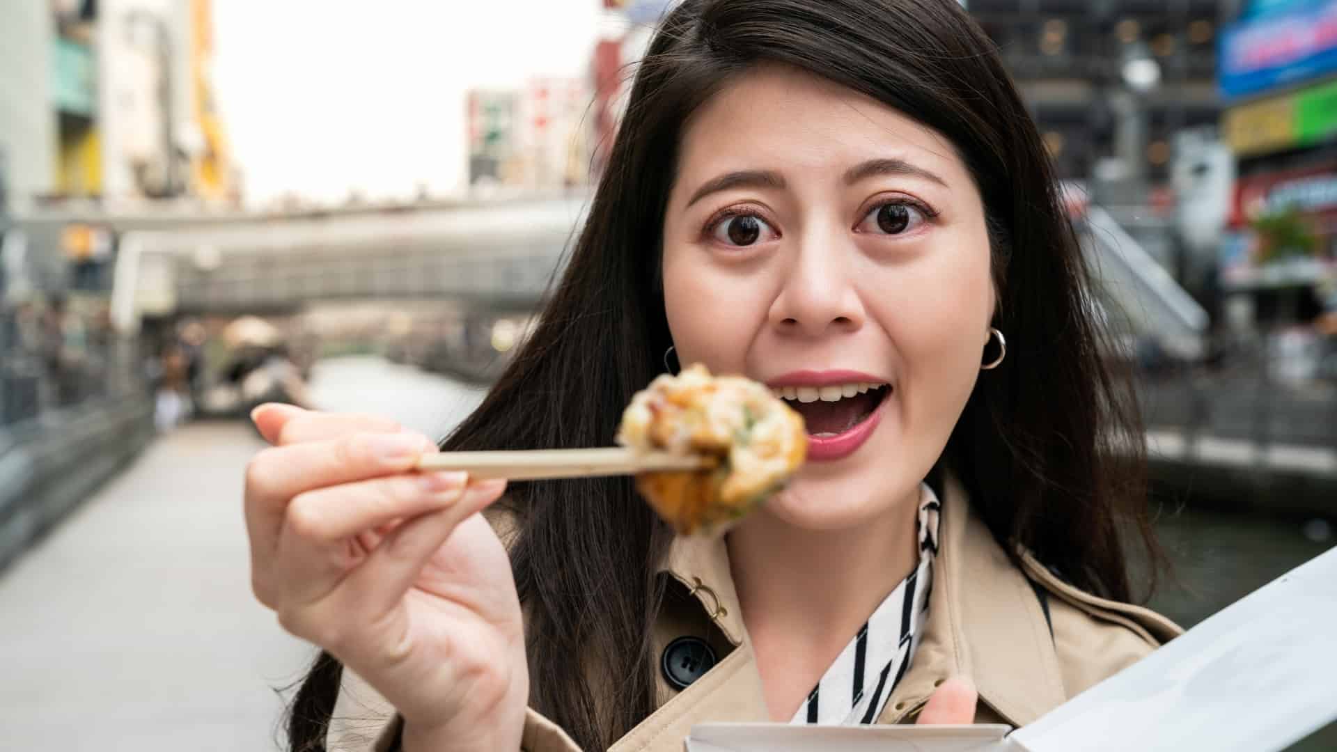 ¿Comes takoyaki caliente o frío?