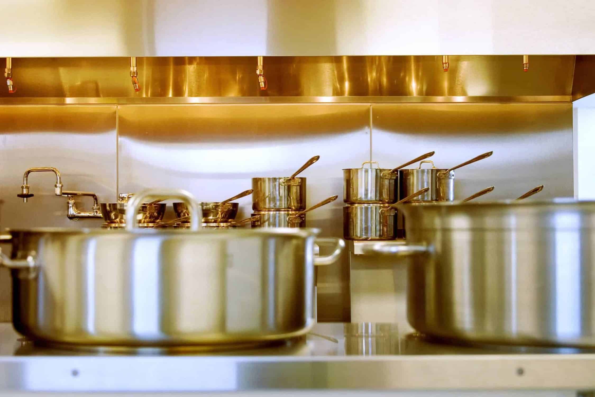 Como limpar sua panela de aço inoxidável
