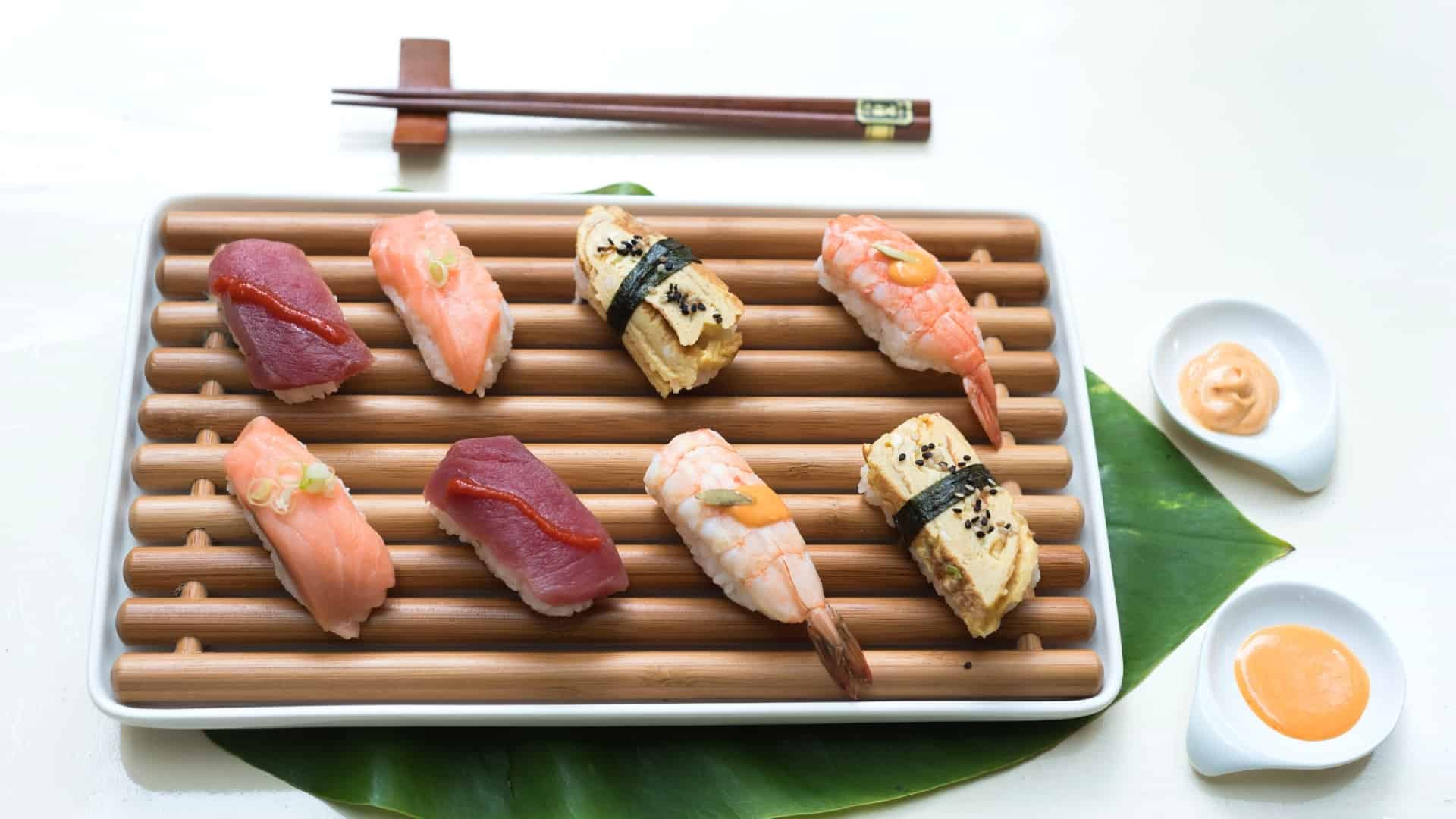 Sushi versus nigiri