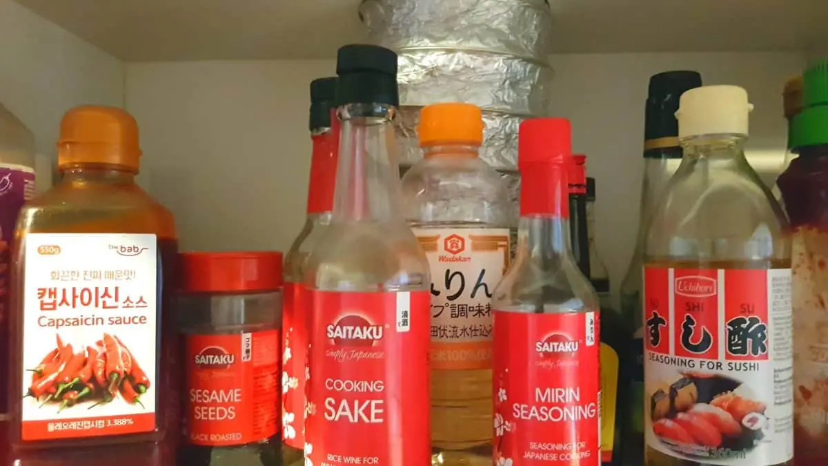 What can you use instead of mirin? 12 best substitutes