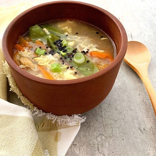 Recette de soupe japonaise aux oeufs zosui