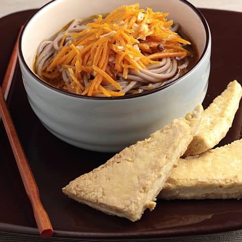 Sopa de fideos soba