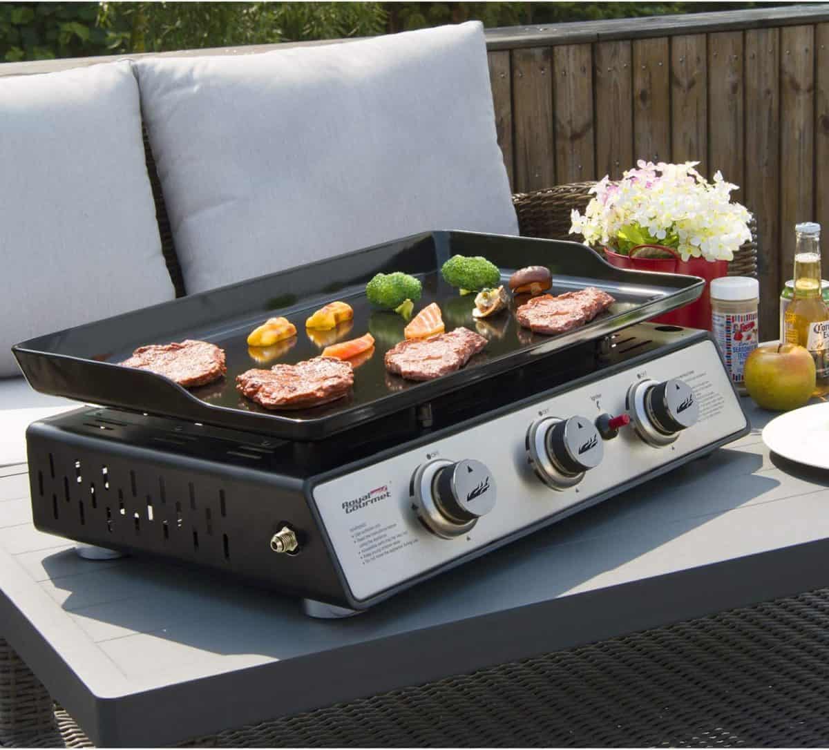 La mejor placa calefactora teppanyaki a gas y la mejor al aire libre: Royal Gourmet PD1301S al aire libre
