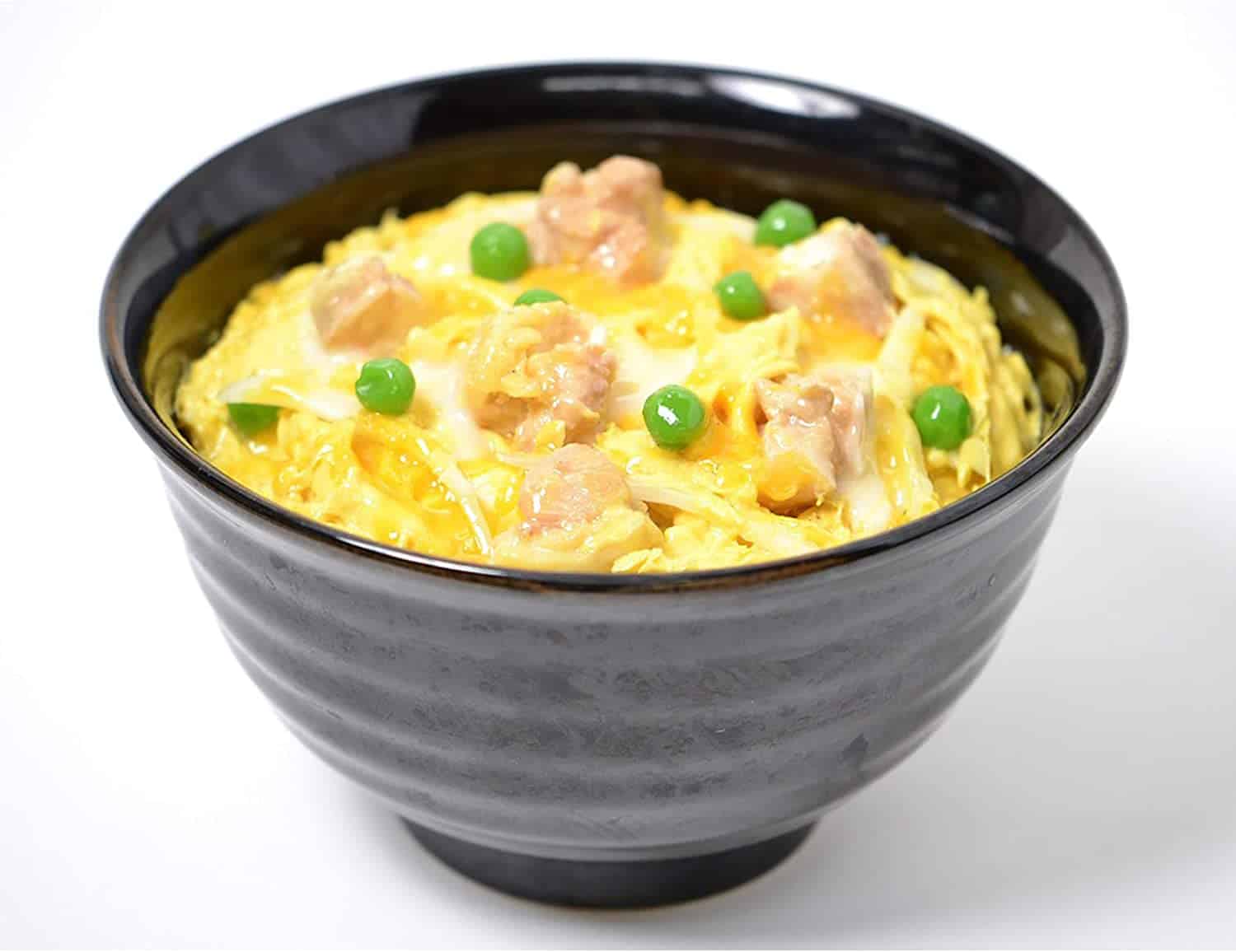 Plej bona buĝeto oyakodon katsudon pan- Donburipan japana Petite Pan finita plado