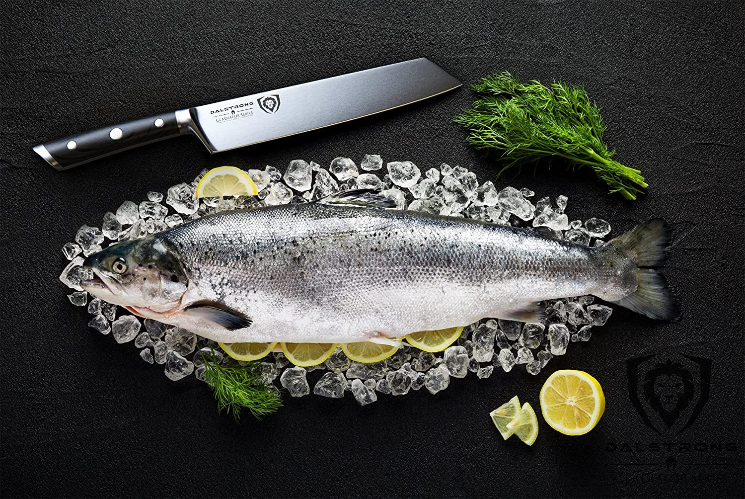 Mejor cuchillo kiritsuke para zurdos - DALSTRONG Chef Knife cortando pescado