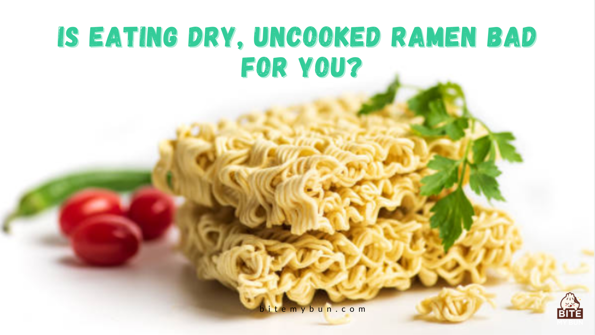 Ydy bwyta ramen sych, heb ei goginio yn ddrwg i chi? Dyma'r newyddion da