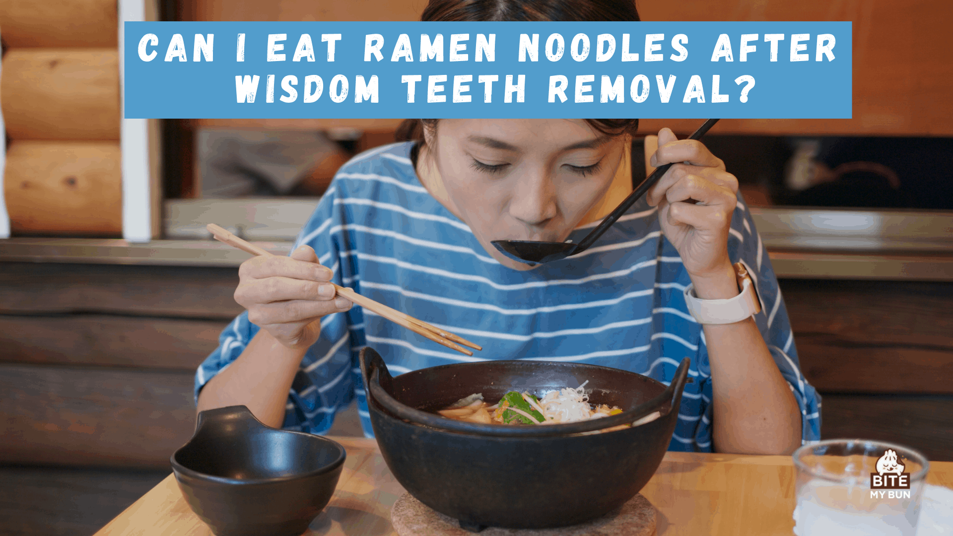 Posso comer macarrão lamen após a remoção dos dentes do siso?