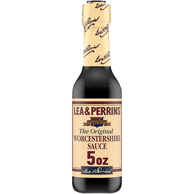 Botella de salsa Worcestershire original de Lea & Perrins como sustituto de las anchoas