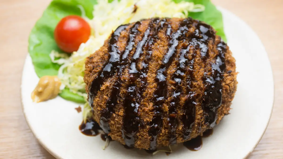 Ricetta Menchi Katsu | Prepara le tue cotolette croccanti giapponesi