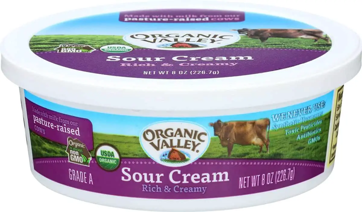 Sour cream as a substitute for coconut milk