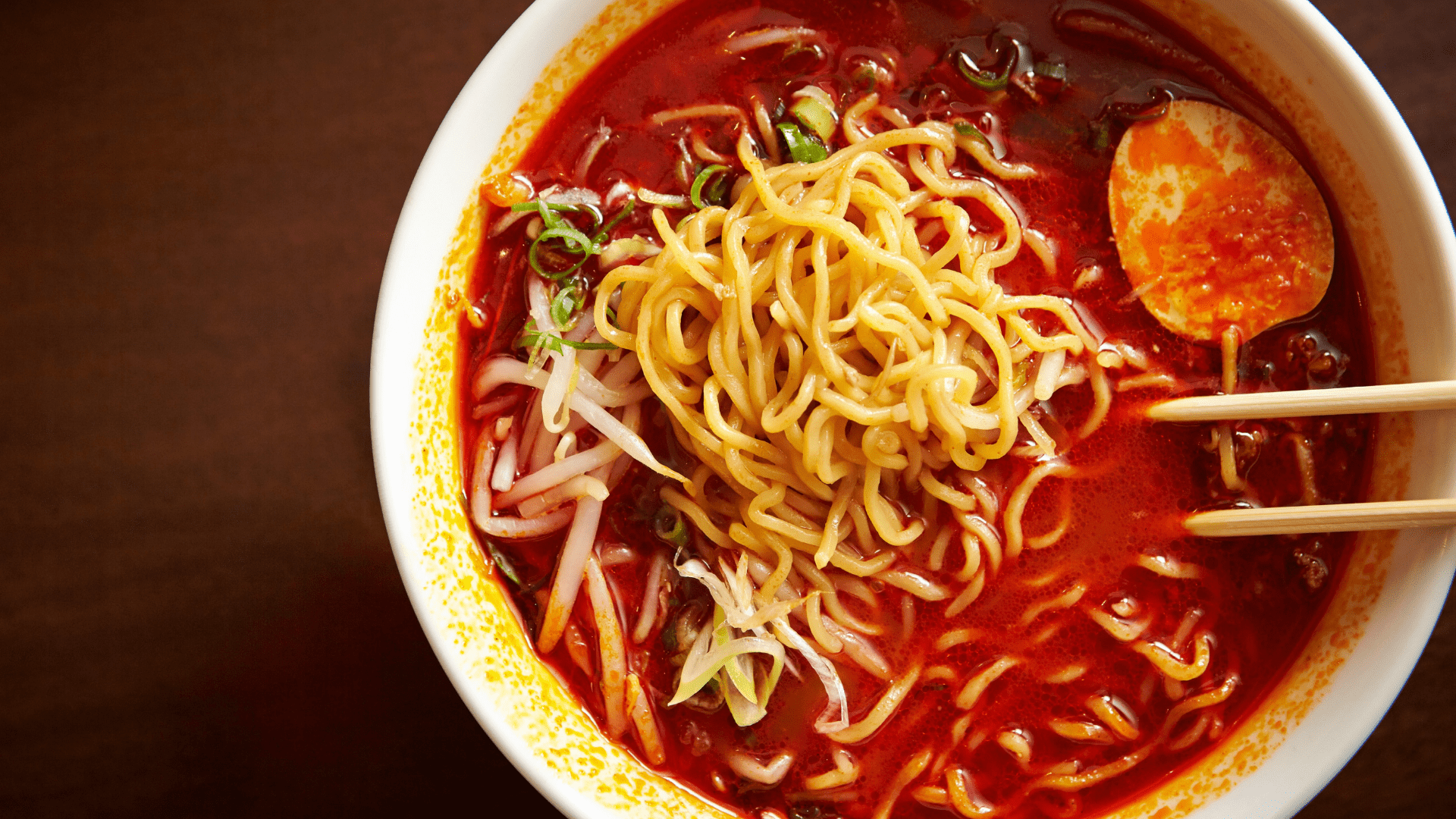 탄 탄 라면 레시피 | 매운 킥으로 맛있는 국수