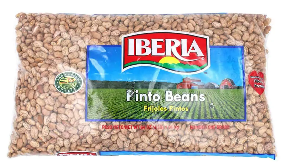Use pinto beans as a substitute for black beans