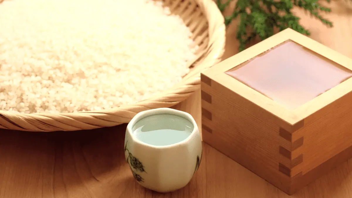 ¿Qué es moromi? El iniciador de fermentación esencial para el sake y la salsa de soja.