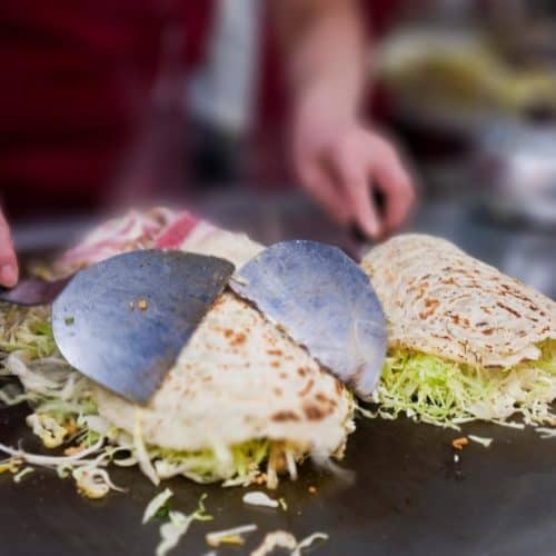 Hiroshima-stil okonomiyaki (Okonomiyaki i lager) recept