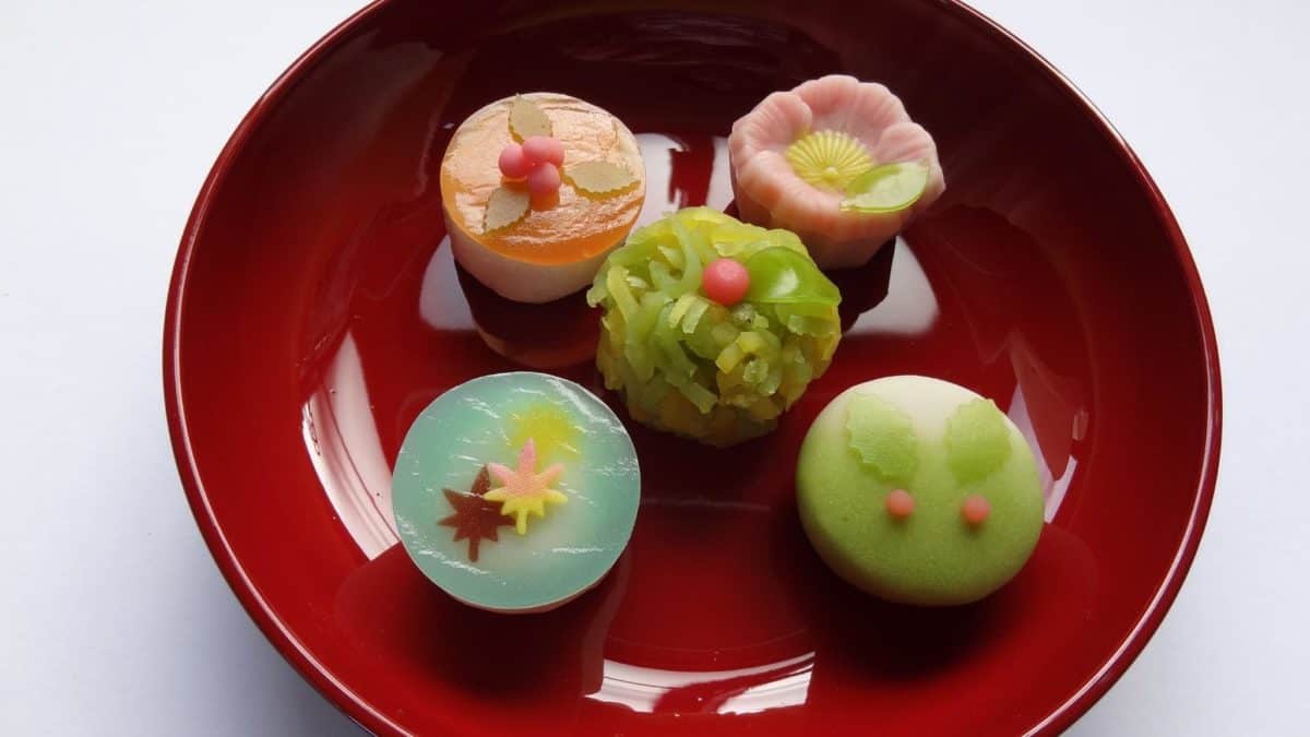 What is wagashi
