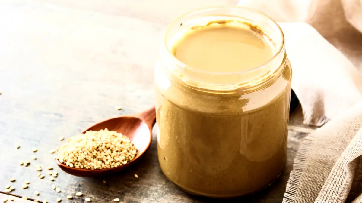 Recette de sauce tamari tahini - Idéale pour les trempettes, les nouilles ou les salades