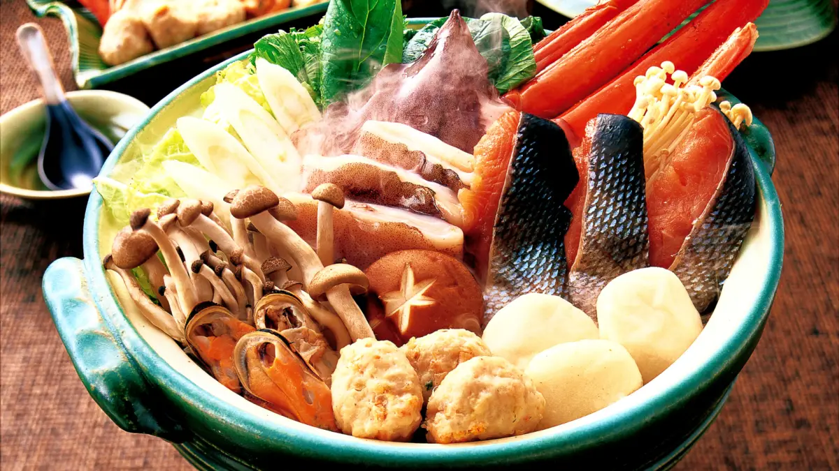Recipe ea Yosenabe: Etsa The Umami Hot Pot e Tummeng lapeng