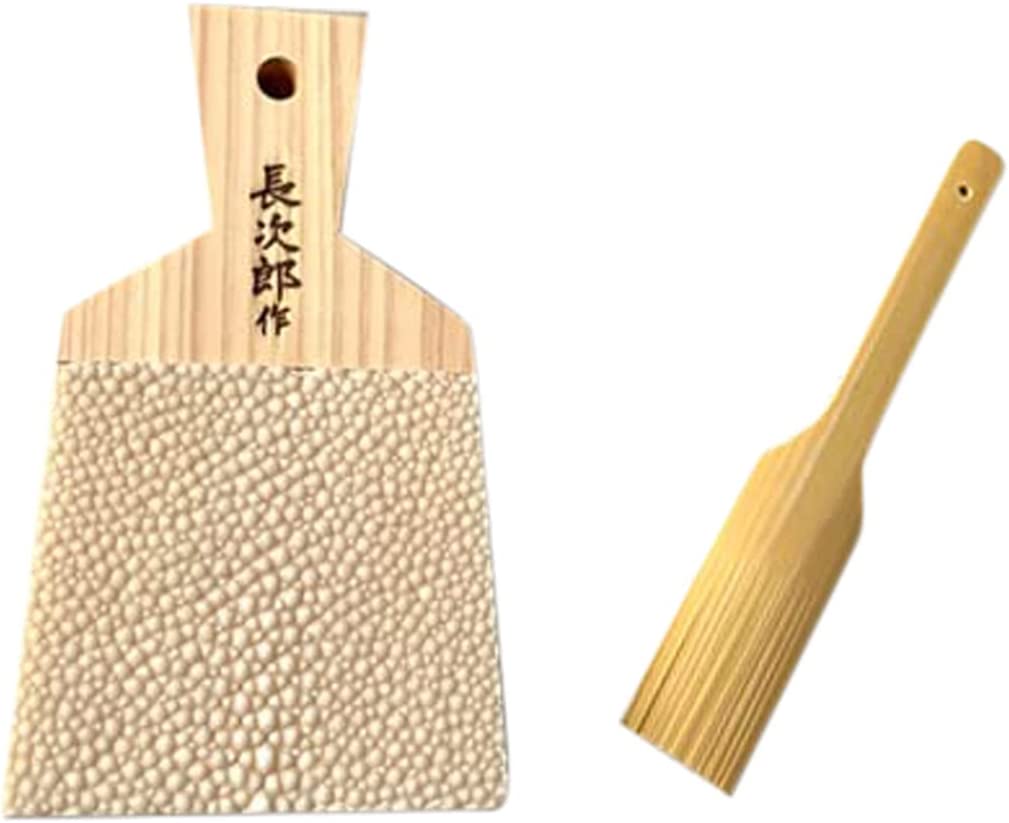 Tikusan Chojiro (Large) Japanese Grater with Bamboo Scraper for Fresh Wasabi & Ginger From Japan