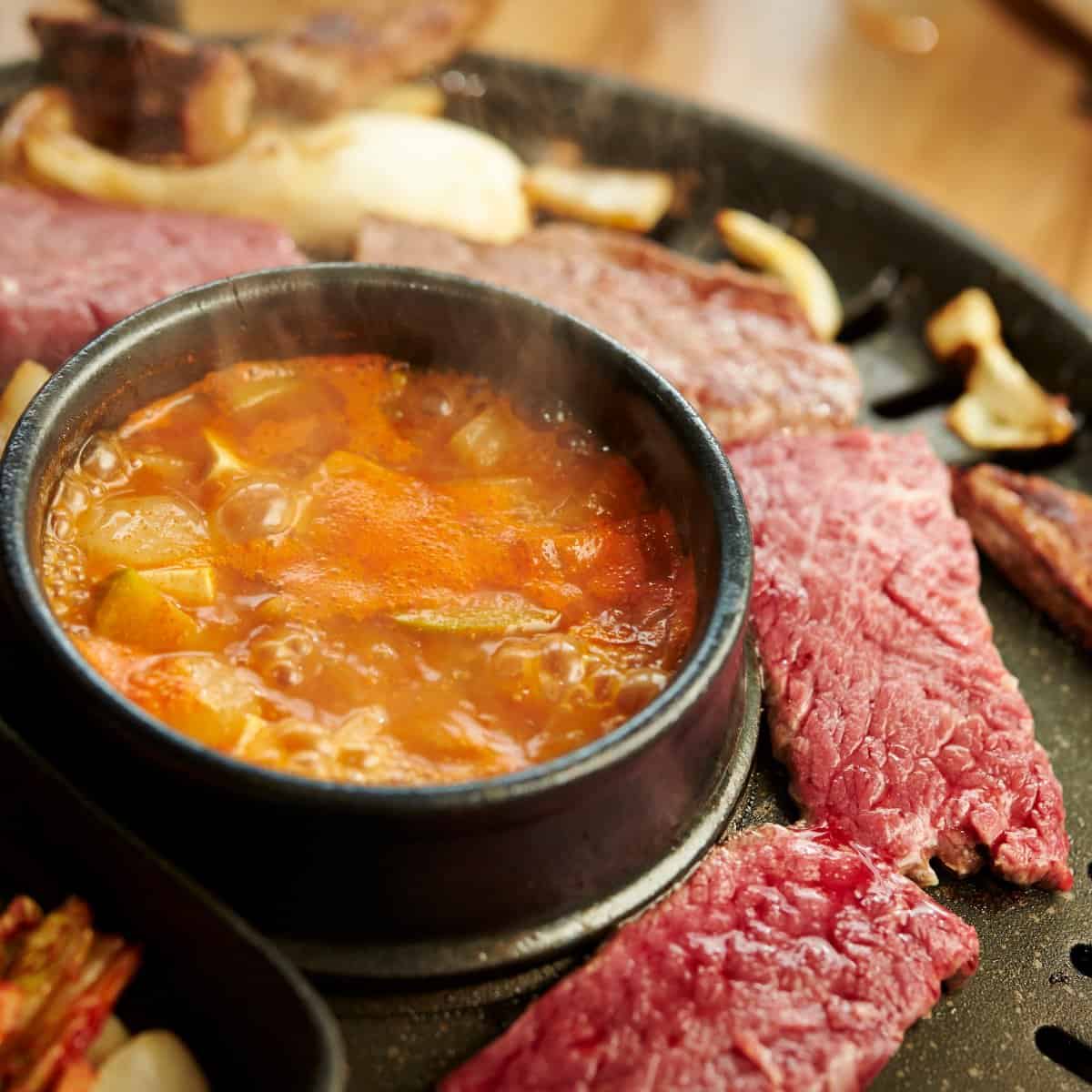 es yakiniku japones o coreano